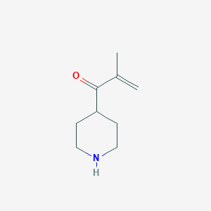 molecular formula C9H15NO B13180988 2-Methyl-1-(piperidin-4-yl)prop-2-en-1-one 