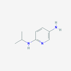 molecular formula C8H13N3 B1319840 N~2~-isopropyl-2,5-pyridinediamine 
