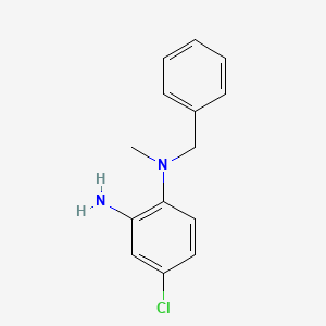 molecular formula C14H15ClN2 B1320341 1-N-benzyl-4-chloro-1-N-methylbenzene-1,2-diamine CAS No. 893751-54-7
