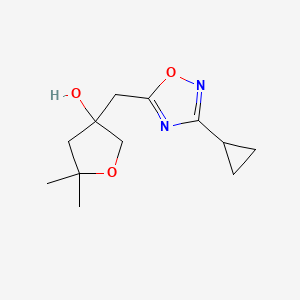 molecular formula C12H18N2O3 B13203487 3-[(3-Cyclopropyl-1,2,4-oxadiazol-5-yl)methyl]-5,5-dimethyloxolan-3-ol 