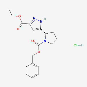 molecular formula C18H22ClN3O4 B13206686 ethyl 3-{(2S)-1-[(benzyloxy)carbonyl]pyrrolidin-2-yl}-1H-pyrazole-5-carboxylate hydrochloride 