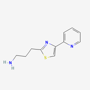 molecular formula C11H13N3S B13216436 3-[4-(Pyridin-2-yl)-1,3-thiazol-2-yl]propan-1-amine 