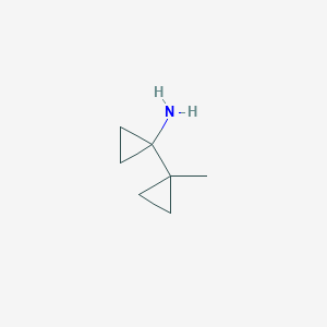 molecular formula C7H13N B13228131 1-(1-Methylcyclopropyl)cyclopropan-1-amine 