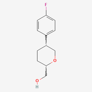 molecular formula C12H15FO2 B13231256 [(2S,5R)-5-(4-Fluorophenyl)oxan-2-yl]methanol 