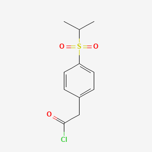 molecular formula C11H13ClO3S B13234125 2-[4-(Propane-2-sulfonyl)phenyl]acetyl chloride 