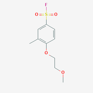 molecular formula C10H13FO4S B13238723 4-(2-Methoxyethoxy)-3-methylbenzene-1-sulfonyl fluoride 