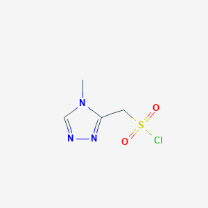 molecular formula C4H6ClN3O2S B13247946 (4-Methyl-4H-1,2,4-triazol-3-yl)methanesulfonyl chloride 