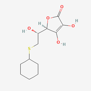 molecular formula C12H18O5S B13249086 (5R)-5-[(1R)-2-(Cyclohexylsulfanyl)-1-hydroxyethyl]-3,4-dihydroxy-2,5-dihydrofuran-2-one 