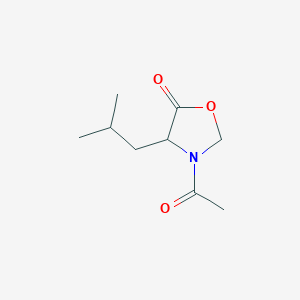 B132608 3-Acetyl-4-isobutyloxazolidin-5-one CAS No. 150577-30-3