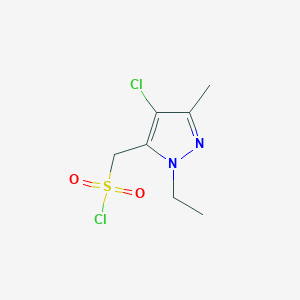 molecular formula C7H10Cl2N2O2S B13262608 (4-chloro-1-ethyl-3-methyl-1H-pyrazol-5-yl)methanesulfonyl chloride 