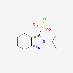 molecular formula C10H15ClN2O2S B13264545 2-(Propan-2-yl)-4,5,6,7-tetrahydro-2H-indazole-3-sulfonyl chloride 