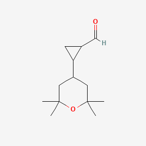 molecular formula C13H22O2 B13266519 2-(2,2,6,6-Tetramethyloxan-4-yl)cyclopropane-1-carbaldehyde 