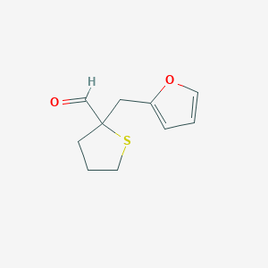 molecular formula C10H12O2S B13266864 2-(Furan-2-ylmethyl)thiolane-2-carbaldehyde 