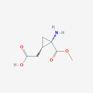 molecular formula C7H11NO4 B13269955 2-[(1S,2S)-2-Amino-2-(methoxycarbonyl)cyclopropyl]acetic acid 