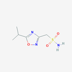 molecular formula C6H11N3O3S B13281508 [5-(Propan-2-yl)-1,2,4-oxadiazol-3-yl]methanesulfonamide 