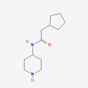 molecular formula C12H22N2O B13286611 2-Cyclopentyl-N-(piperidin-4-YL)acetamide 