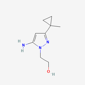 molecular formula C9H15N3O B13294388 2-[5-Amino-3-(1-methylcyclopropyl)-1H-pyrazol-1-yl]ethan-1-ol 