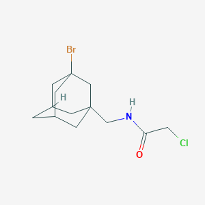 molecular formula C13H19BrClNO B13297330 N-[(3-bromoadamantan-1-yl)methyl]-2-chloroacetamide 