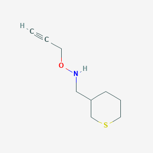molecular formula C9H15NOS B13335821 O-(Prop-2-yn-1-yl)-N-((tetrahydro-2H-thiopyran-3-yl)methyl)hydroxylamine 