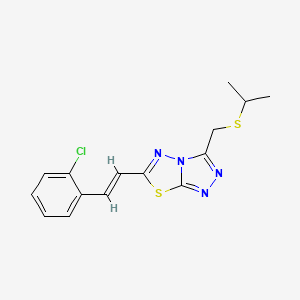 molecular formula C15H15ClN4S2 B13367044 {6-[2-(2-Chlorophenyl)vinyl][1,2,4]triazolo[3,4-b][1,3,4]thiadiazol-3-yl}methyl isopropyl sulfide 