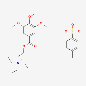 N,N,N-triethyl-2-((3,4,5-trimethoxybenzoyl)oxy)ethan-1-aminium 4-methylbenzenesulfonate