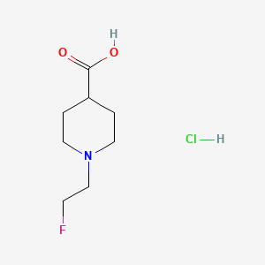 molecular formula C8H15ClFNO2 B13459037 1-(2-Fluoroethyl)piperidine-4-carboxylic acid hydrochloride 