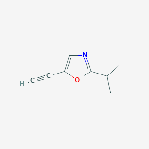 molecular formula C8H9NO B13460871 5-Ethynyl-2-(propan-2-yl)-1,3-oxazole 
