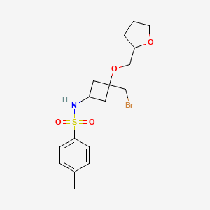 molecular formula C17H24BrNO4S B13461716 N-[3-(bromomethyl)-3-[(oxolan-2-yl)methoxy]cyclobutyl]-4-methylbenzene-1-sulfonamide 
