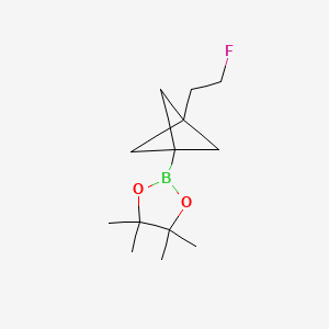 molecular formula C13H22BFO2 B13461822 2-[3-(2-Fluoroethyl)bicyclo[1.1.1]pentan-1-yl]-4,4,5,5-tetramethyl-1,3,2-dioxaborolane 