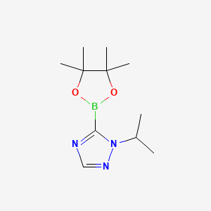 molecular formula C11H20BN3O2 B13462368 1-Propan-2-yl-5-(4,4,5,5-tetramethyl-1,3,2-dioxaborolan-2-yl)-1,2,4-triazole 
