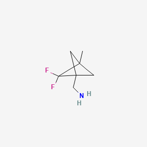 molecular formula C7H11F2N B13463015 1-{2,2-Difluoro-3-methylbicyclo[1.1.1]pentan-1-yl}methanamine 