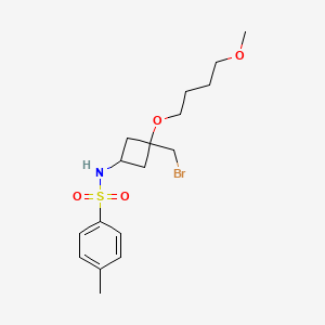 molecular formula C17H26BrNO4S B13463396 N-[3-(bromomethyl)-3-(4-methoxybutoxy)cyclobutyl]-4-methylbenzene-1-sulfonamide 