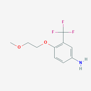 molecular formula C10H12F3NO2 B1353199 4-(2-甲氧基-乙氧基)-3-三氟甲基-苯胺 CAS No. 879047-80-0