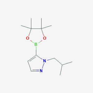 molecular formula C13H23BN2O2 B1354174 1-(2-甲基丙基)-5-(4,4,5,5-四甲基-1,3,2-二氧杂硼环-2-基)-1H-吡唑 CAS No. 847818-75-1