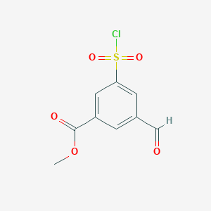 molecular formula C9H7ClO5S B13550935 Methyl 3-(chlorosulfonyl)-5-formylbenzoate 