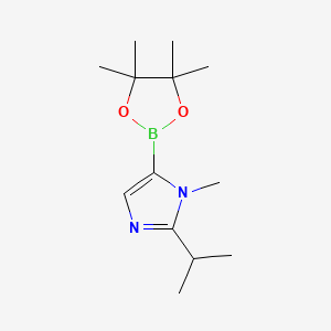 molecular formula C13H23BN2O2 B13562303 2-Isopropyl-1-methyl-5-(4,4,5,5-tetramethyl-1,3,2-dioxaborolan-2-yl)-1H-imidazole 