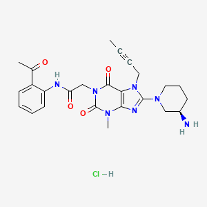 molecular formula C25H30ClN7O4 B13585339 N-(2-acetylphenyl)-2-{8-[(3R)-3-aminopiperidin-1-yl]-7-(but-2-yn-1-yl)-3-methyl-2,6-dioxo-2,3,6,7-tetrahydro-1H-purin-1-yl}acetamidehydrochloride 