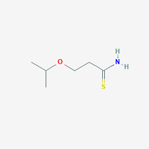 molecular formula C6H13NOS B13589365 3-Isopropoxypropanethioamide 