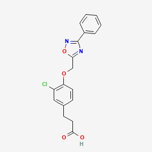 molecular formula C18H15ClN2O4 B13610580 3-{3-Chloro-4-[(3-phenyl-1,2,4-oxadiazol-5-yl)methoxy]phenyl}propanoic acid 