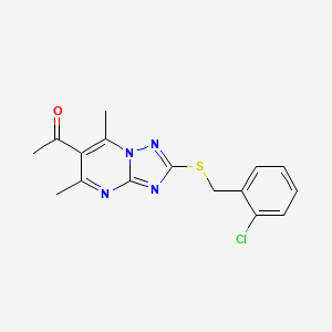 molecular formula C16H15ClN4OS B1365578 1-{2-[(2-Chlorobenzyl)thio]-5,7-dimethyl-[1,2,4]triazolo[1,5-a]pyrimidin-6-yl}ethanone CAS No. 886152-78-9