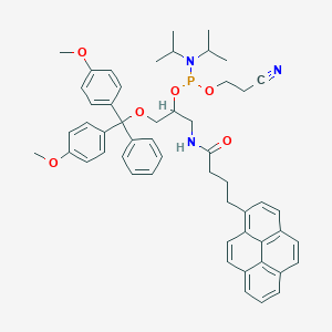 molecular formula C53H58N3O6P B136599 (R*,S*)-(+-)-1-((Bis(4-methoxyphenyl)phenylmethoxy)methyl)-2-((1-oxo-4-(1-pyrenyl)butyl)amino)ethyl 2-cyanoethyl bis(1-methylethyl)phosphoramidoate CAS No. 143039-35-4