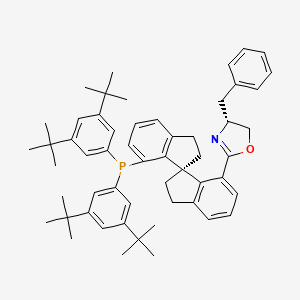 molecular formula C55H66NOP B13672546 (R)-4-Benzyl-2-((S)-7'-(bis(3,5-di-tert-butylphenyl)phosphaneyl)-2,2',3,3'-tetrahydro-1,1'-spirobi[inden]-7-yl)-4,5-dihydrooxazole 