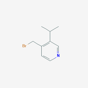 molecular formula C9H12BrN B13675497 4-(Bromomethyl)-3-isopropylpyridine 