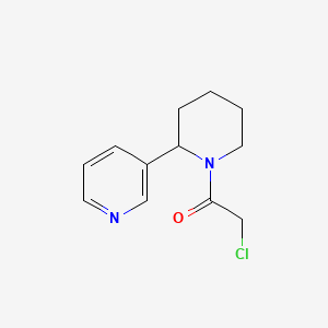 2-Chloro-1-(2-(pyridin-3-yl)piperidin-1-yl)ethan-1-one