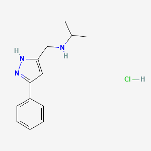 molecular formula C13H18ClN3 B1373574 N-[(5-Phenyl-1H-pyrazol-3-yl)methyl]-2-propanamine hydrochloride CAS No. 1285367-99-8