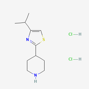 molecular formula C11H20Cl2N2S B1373752 4-[4-(丙-2-基)-1,3-噻唑-2-基]哌啶二盐酸盐 CAS No. 1269151-99-6