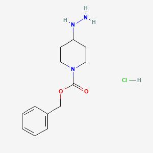 molecular formula C13H20ClN3O2 B1374354 Benzyl 4-hydrazinylpiperidine-1-carboxylate hydrochloride CAS No. 916831-70-4