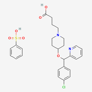 molecular formula C27H31ClN2O6S B1374632 Benzenesulfonic acid; 4-[4-[(4-chlorophenyl)-(2-pyridinyl)methoxy]-1-piperidinyl]butanoic acid CAS No. 1415692-17-9