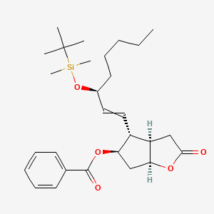 (3Ar,4R,5R,6aS)-4-((S,E)-3-((tert-Butyldimethylsilyl)oxy)oct-1-en-1-yl)-2-oxohexahydro-2H-cyclopenta[b]furan-5-yl benzoate