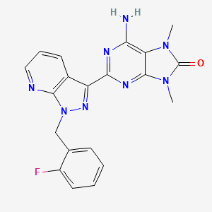 molecular formula C20H17FN8O B1375327 6-Amino-2-(1-(2-fluorobenzyl)-1H-pyrazolo[3,4-b]pyridin-3-yl)-7,9-dimethyl-7,9-dihydro-8H-purin-8-one CAS No. 1361569-23-4